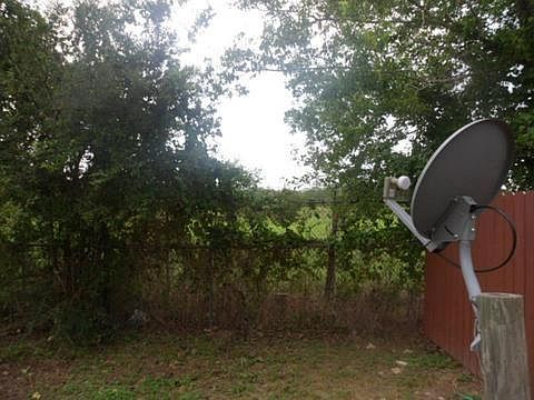 5th image of 3706 Forestwood Dr #B