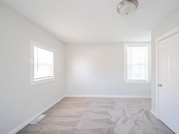 5th image of 1734 Olive St
