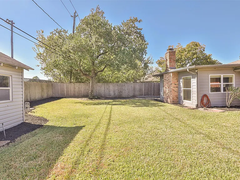 4613 Libbey Ln — Photo 25