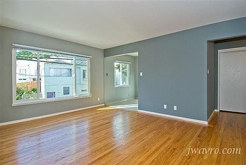 4th image of 2733 Diamond St #1