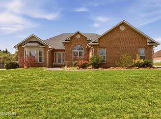 1731 Hollister Dr, Alcoa, TN 37701