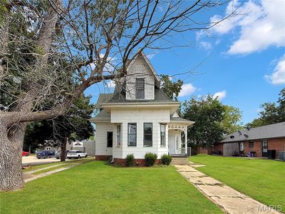 902 N 2nd St, Clinton, MO, 64735