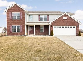 8370 Bushypark Dr, Brownsburg, IN 46112