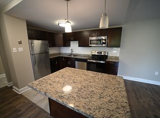 41 Carlton St APT 3, Brookline, MA 02446