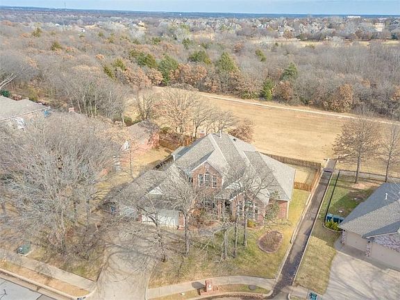 3rd image of 2708 Ashe Brooke Pl