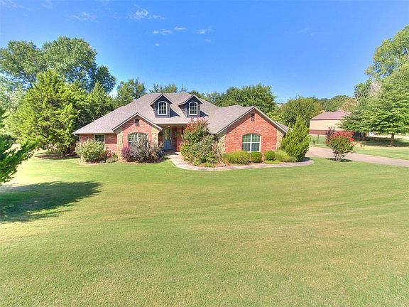 2nd image of 14219 Shady Tree Dr