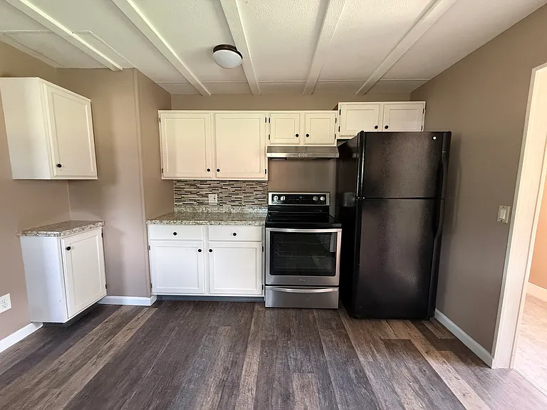 4611 Esther Ave — Photo 11