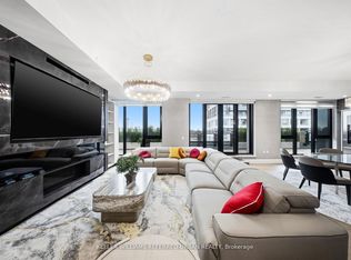 2 Forest Hill Rd #607, Toronto, ON M4V0B7