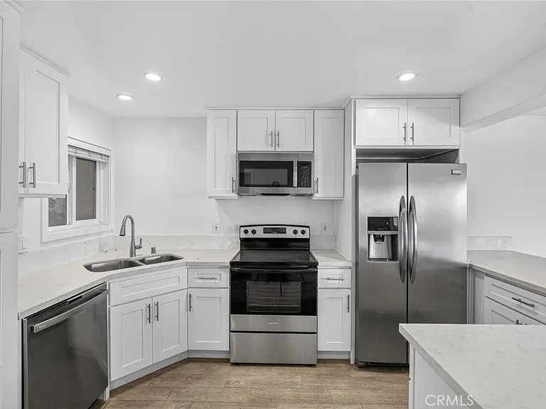 222 Arch St #3 — Photo 8