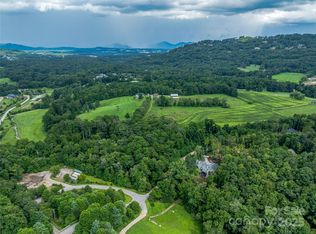 644 Walnut Valley Pkwy, Arden, NC 28704