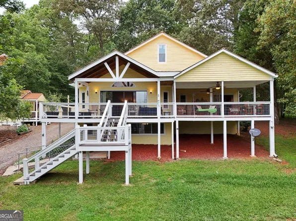 557 Hidden Pines Ct, Hiawassee, GA 30546