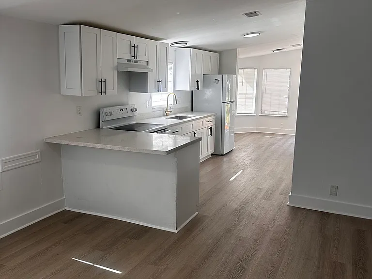 131 Oak Dr — Photo 11