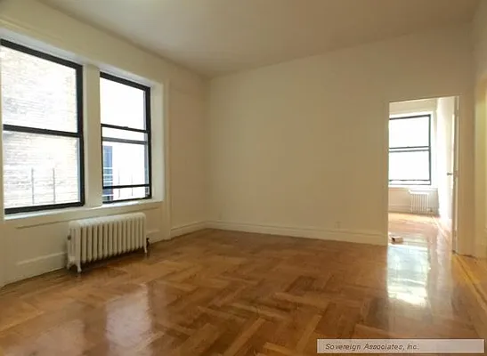 Rented by Sovereign Associates | media 22