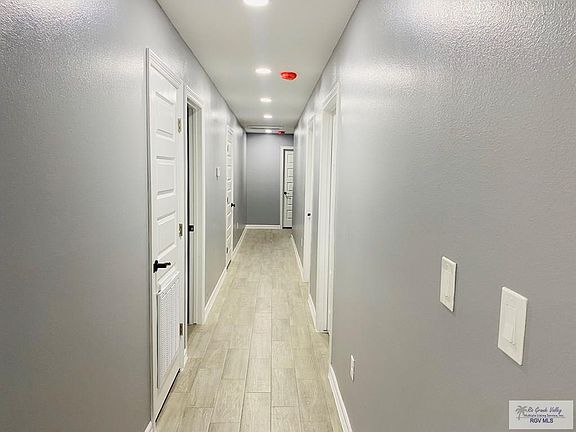 5th image of 493 San Eugenio St #2