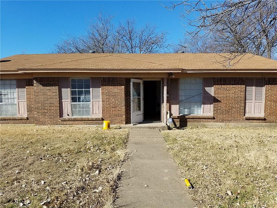 1st image of 715 Blue Grass Dr