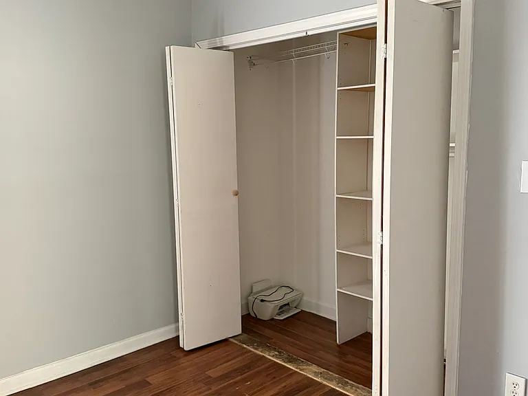 7625 S Green St #2 — Photo 8