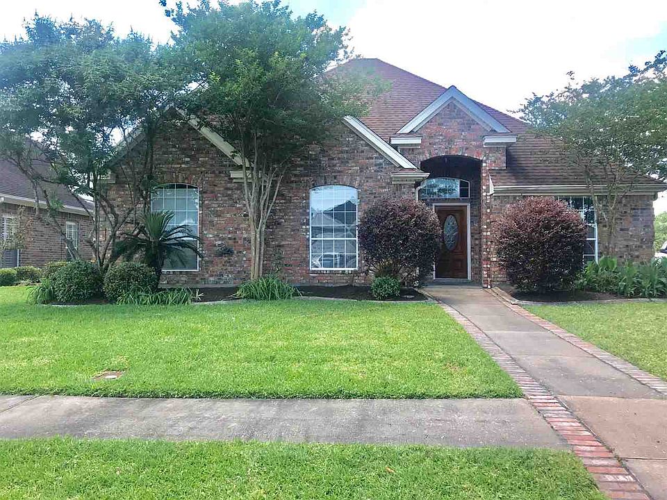 1st image of 2830 Estes Ln