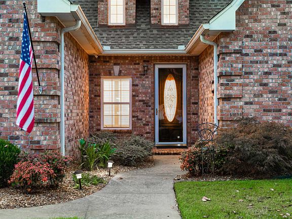 3rd image of 3379 Shetland Way