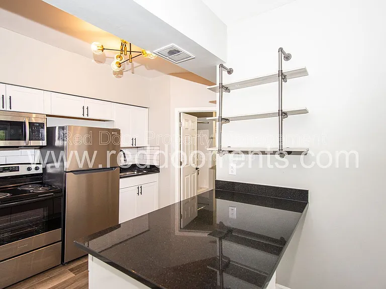1329 E Market St #8 — Photo 13