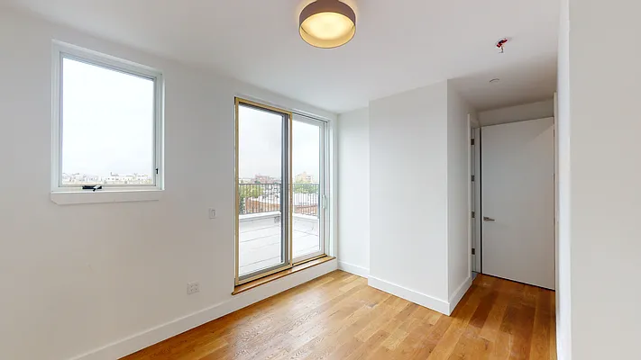 Rented by Verus Real Estate | media 8