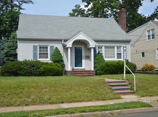 84 Marinus St, Rochelle Park, NJ 07662