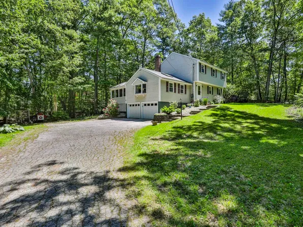 198 Wash Pond Road, Hampstead, NH 03841