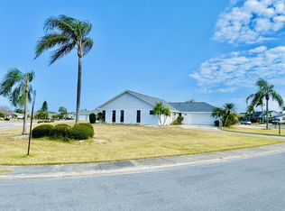 687 Fort Duquesna Dr, Sun City Center, FL 33573
