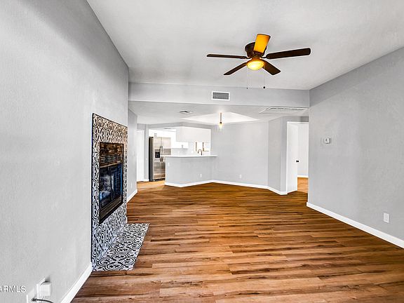 5th image of 1352 E HIGHLAND Avenue #212