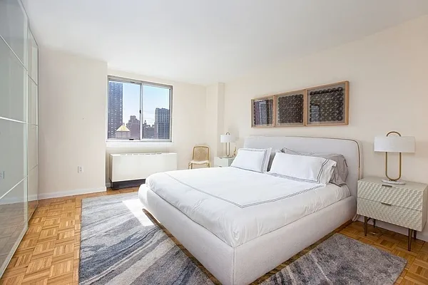 Rented by Park River | media 22