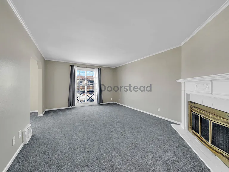 1883 43rd Ave — Photo 5