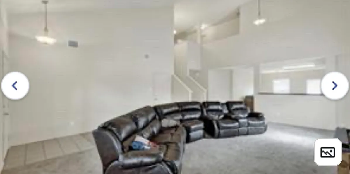 1556 Gateshead Dr — Photo 3