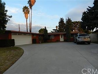 1st image of 402 S Lark Ellen Ave