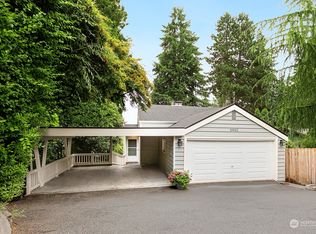 10822 24th Ave NE, Seattle, WA 98125