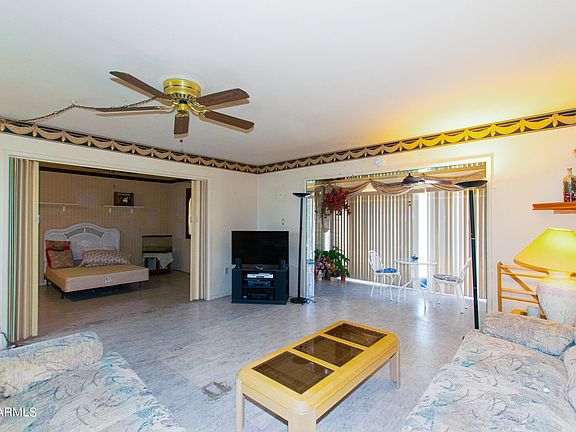 3rd image of 10801 N FAIRWAY Court W #113