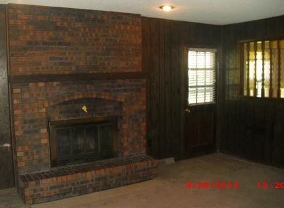 2nd image of 7706 E 74th St