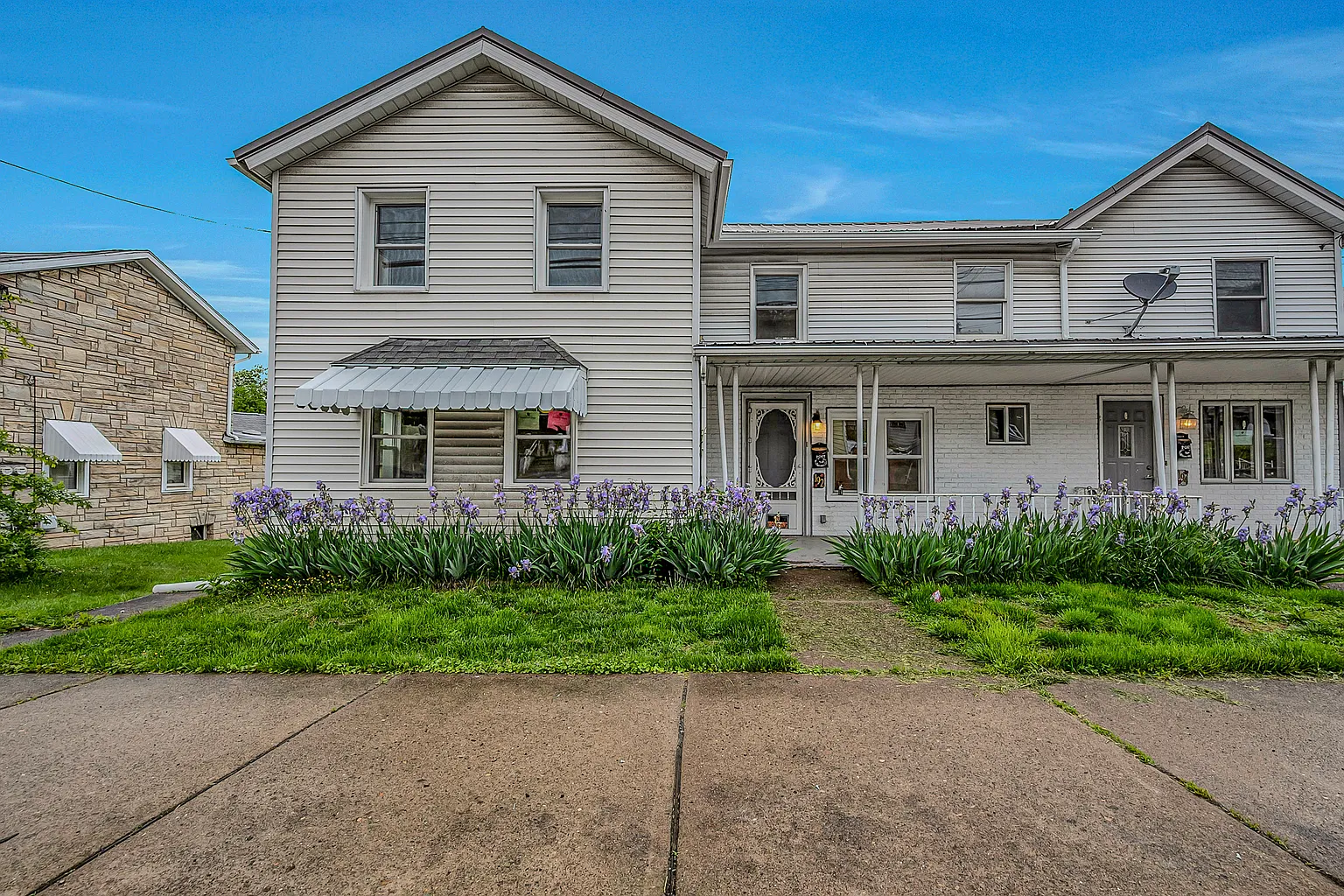 192 Parsonage St photo 1