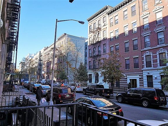 3rd image of 114 W 137th St APT 5A