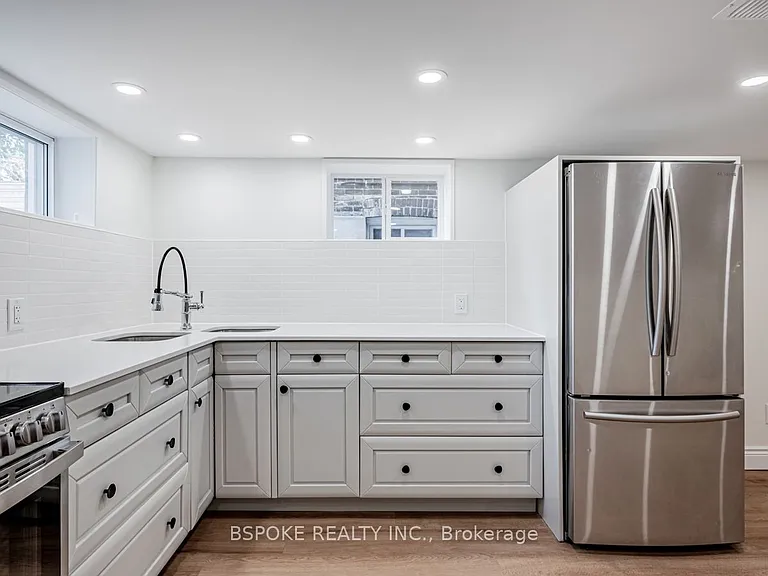 4 Hartford Ave #BASEMENT — Photo 5