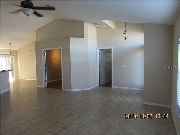 2nd image of 1018 Bluegrass Dr