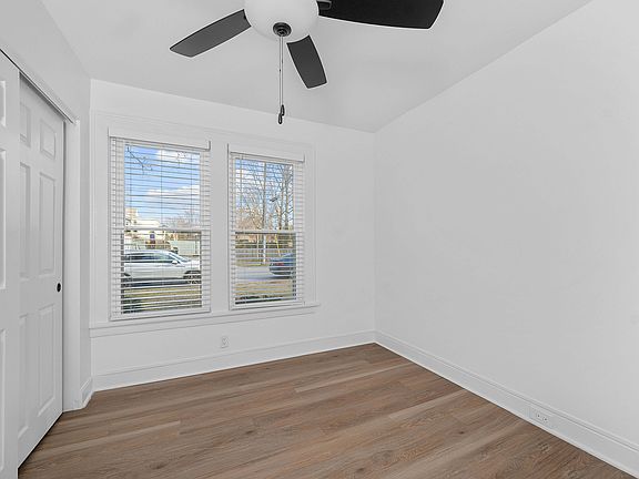 4th image of 4002-4013 Blaney Ave #476