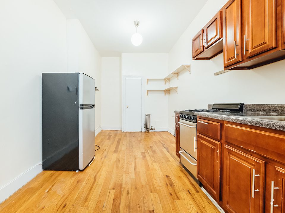1st image of 142 Scholes St