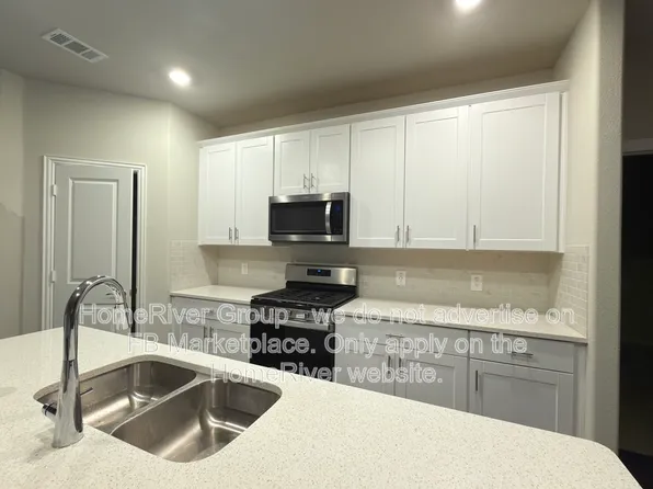 2385 Aspen Hill Dr, Forney, TX 75126