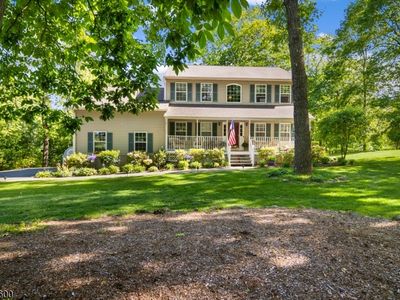 7 Lighthouse Cir, Lake Hopatcong, NJ, 07849