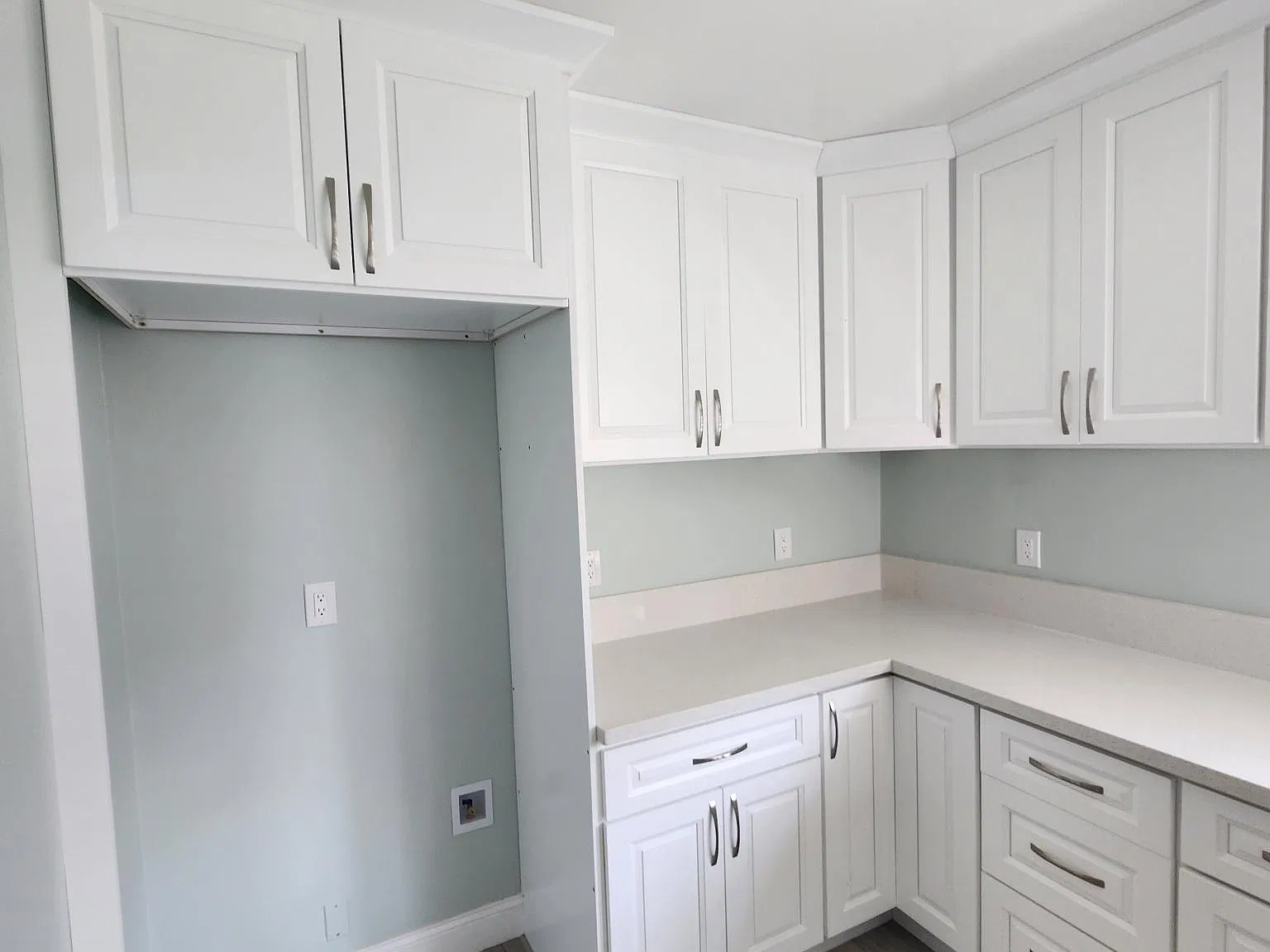 2 bed, 854 sqft, $3,000 — Photo 1