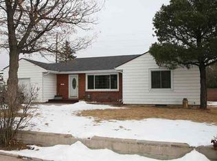 3479 Foxcroft Rd, Cheyenne, WY 82001