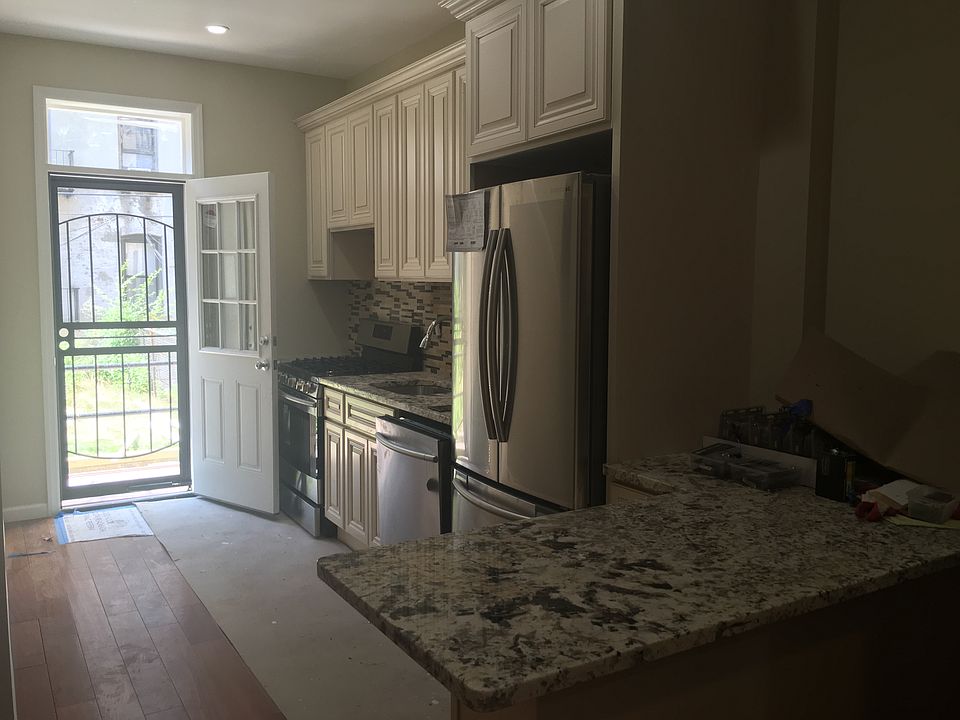 1st image of 2834 35th St
