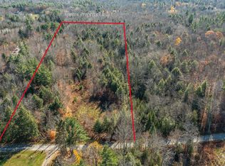 87 Dogtown Rd, Detroit, ME 04929