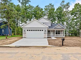 2198 Cottonwood Ave, Grawn, MI 49637