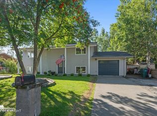 2350 Lake George Dr, Anchorage, AK 99504