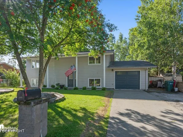 2350 Lake George Dr, Anchorage, AK 99504